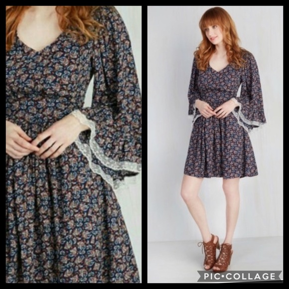Modcloth Dresses & Skirts - ModCloth Dress Bluebells Boho Paisley Lace Small